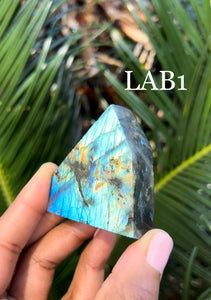 Labradorite Freeform (Blue Flash)